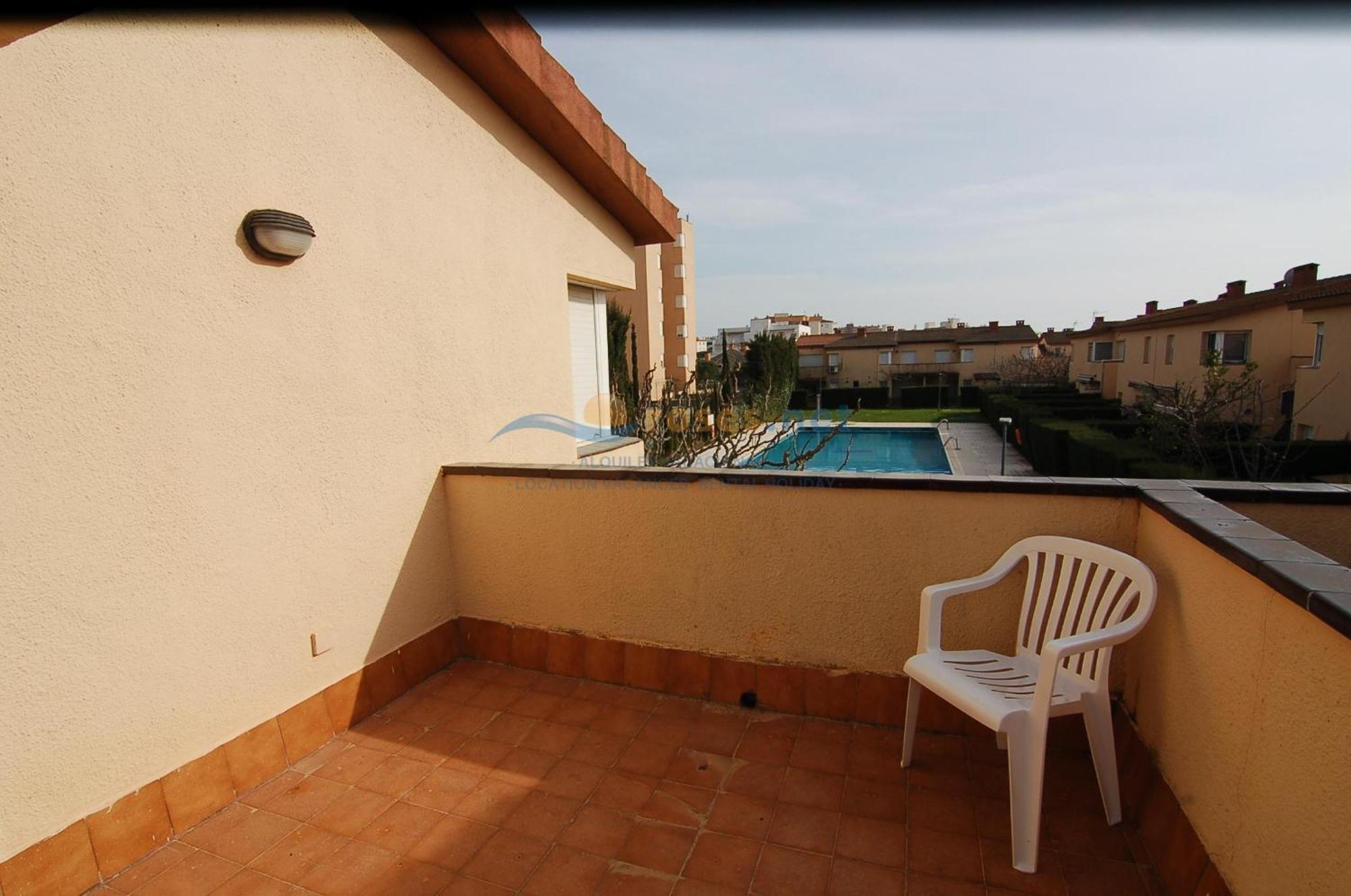 Rnet - Port Estrella 8 Villa Roses Exterior photo