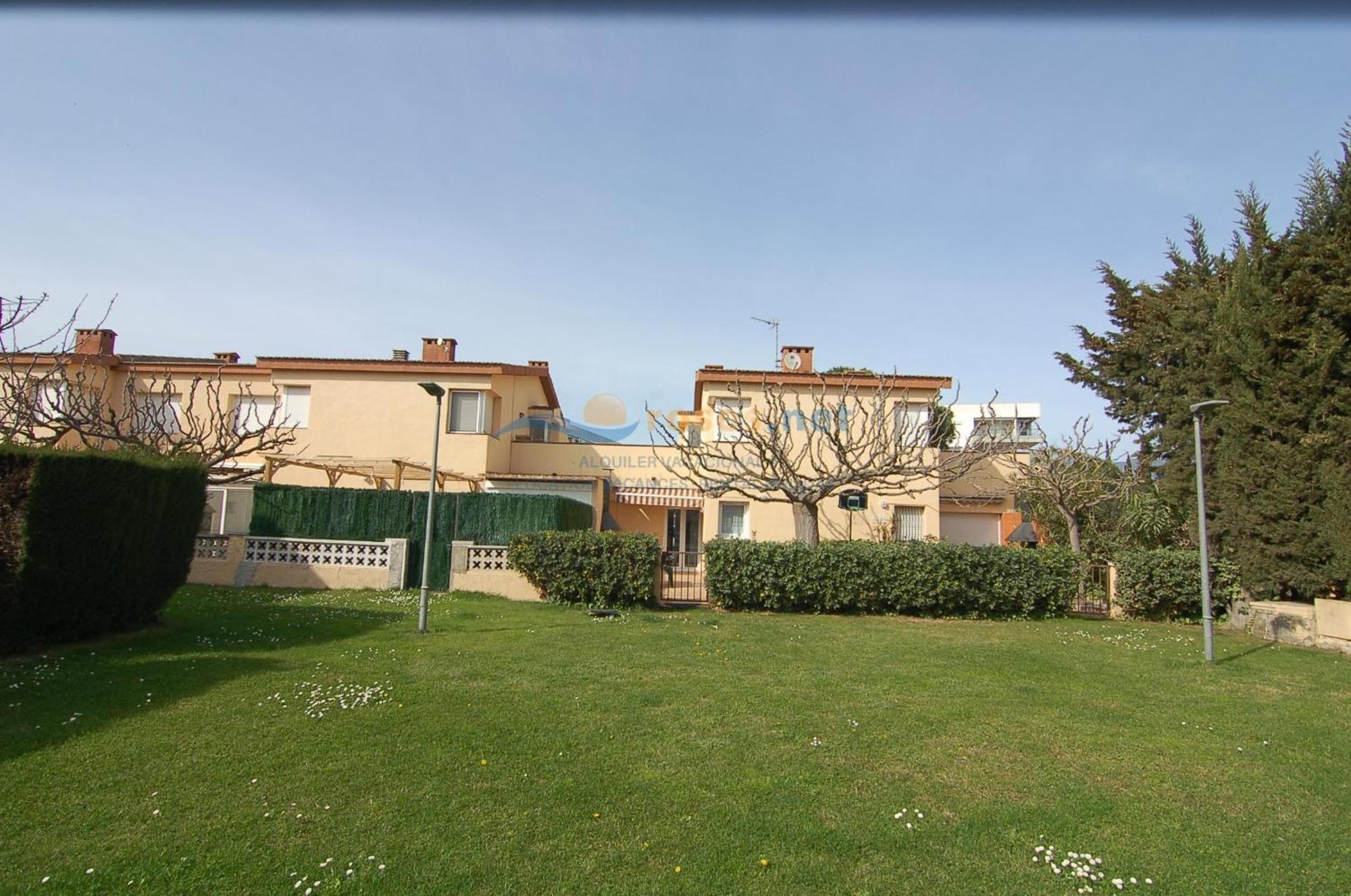 Rnet - Port Estrella 8 Villa Roses Exterior photo